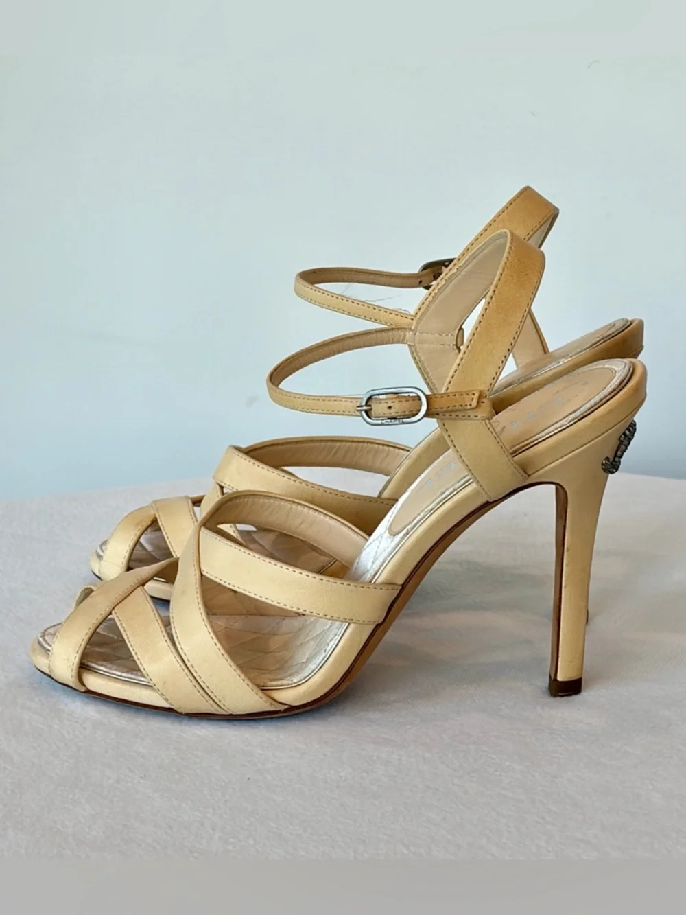 CHANEL Leather Strappy heels, Interlocking Strass CCs,quilted int, nude, 37, GUC